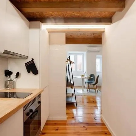 Portucale ! Santos Loft Mezzanine * Лісабон