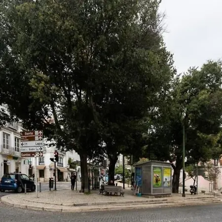 Portucale ! Santos Loft Mezzanine Lissabon