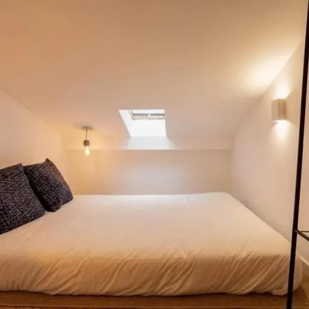 شقة Portucale ! Santos Loft Mezzanine